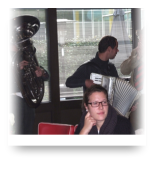 collage image title